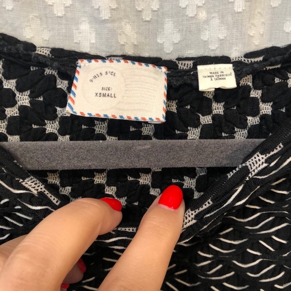 ANTHRO {postmark} • black knit sweater XS - Picture 2 of 4